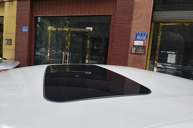 Used Peugeot 408 2019 360THP Automatic Luxury Edition China VI Standard Roof