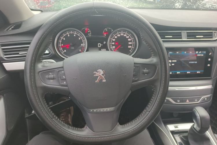 Used Peugeot 408 2019 360THP Automatic Luxury Edition China VI Standard Steering Wheel