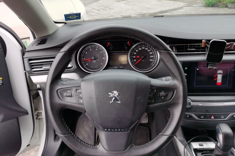 Used Peugeot 408 2019 360THP Automatic Luxury Edition China VI Standard Steering Wheel