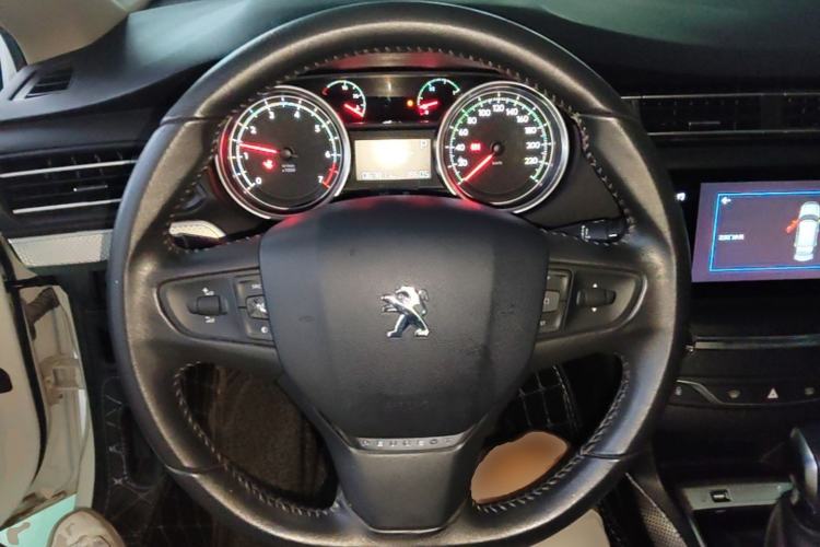 Used Peugeot 408 2019 360THP Automatic Luxury Edition China VI Standard Steering Wheel