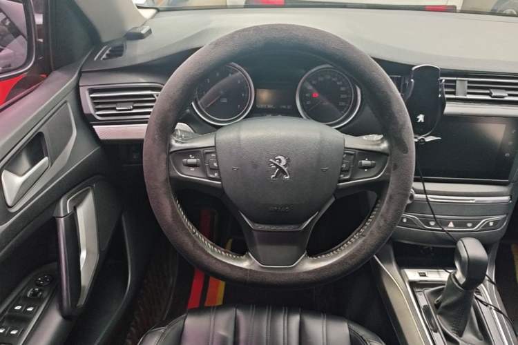 Used Peugeot 408 2019 360THP Automatic Luxury Edition China VI Standard Steering Wheel