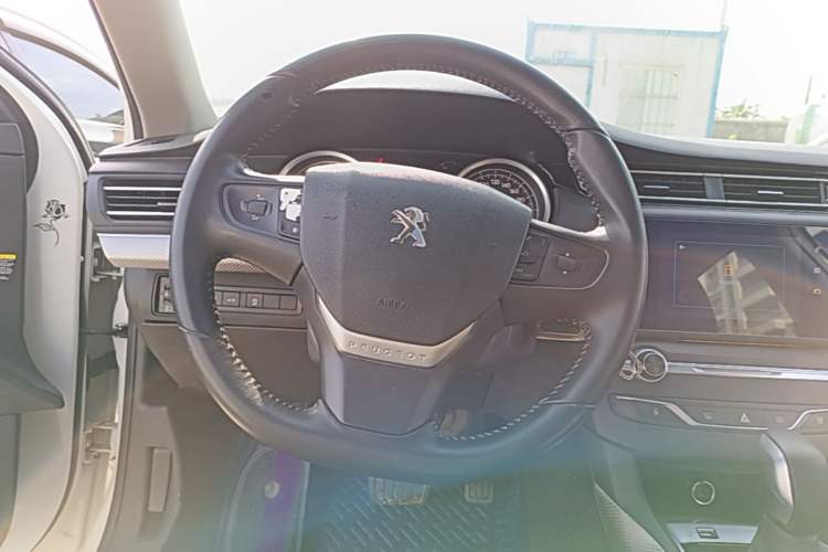 Used Peugeot 408 2019 350THP Automatic Luxury Edition China V Standard Steering Wheel