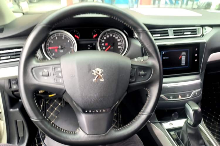 Used Peugeot 408 2019 230THP Automatic Luxury Edition China V Standard Steering Wheel