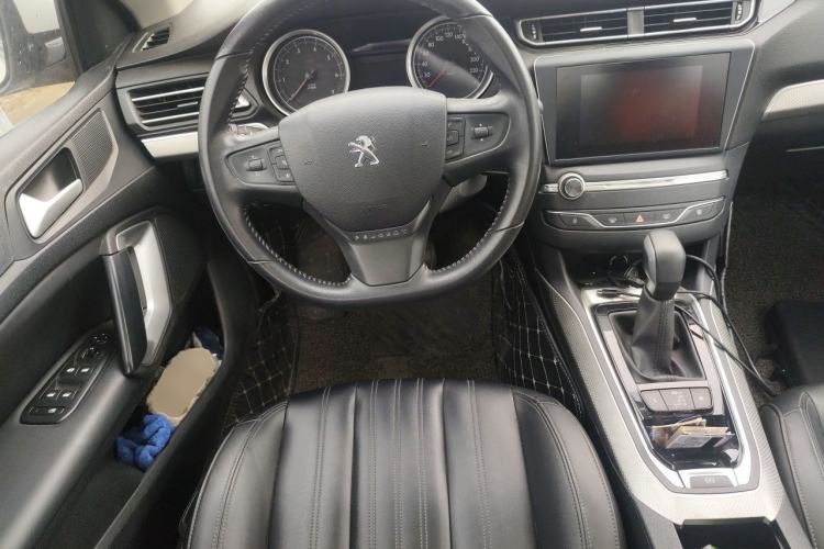 Used Peugeot 408 2019 360THP Automatic Luxury Edition China VI Standard Steering Wheel