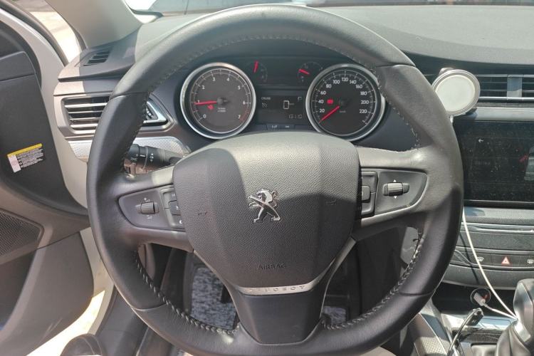 Used Peugeot 408 2019 360THP Automatic Luxury Edition China VI Standard Steering Wheel