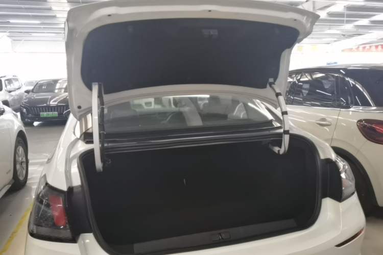 Used Peugeot 408 2019 230THP Automatic Luxury Edition China V Standard Trunk