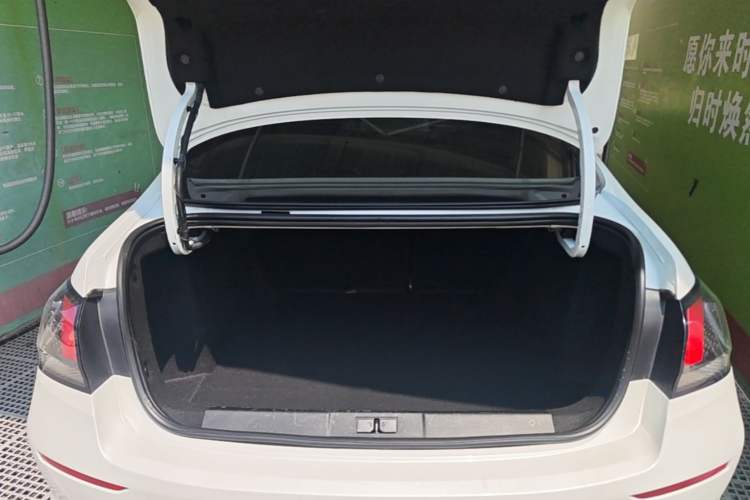Used Peugeot 408 2019 350THP Automatic Luxury Edition China V Standard Trunk