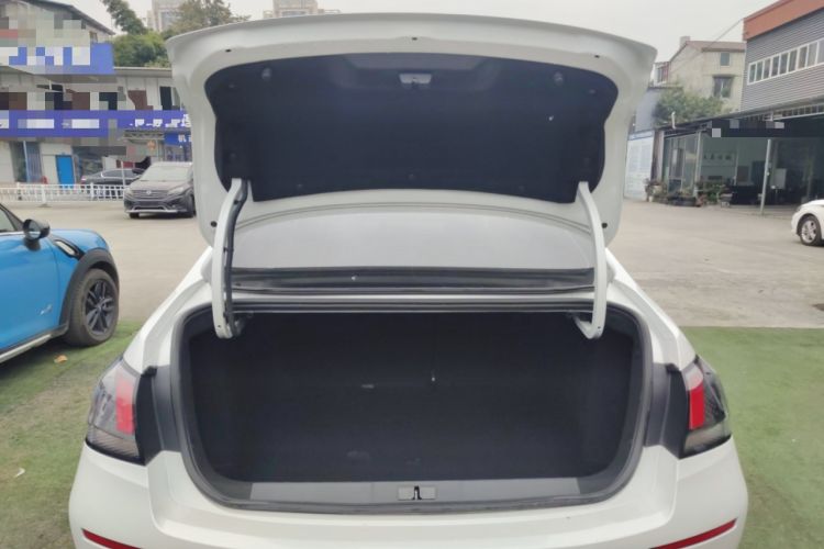 Used Peugeot 408 2019 230THP Automatic Luxury Edition China VI Standard Trunk