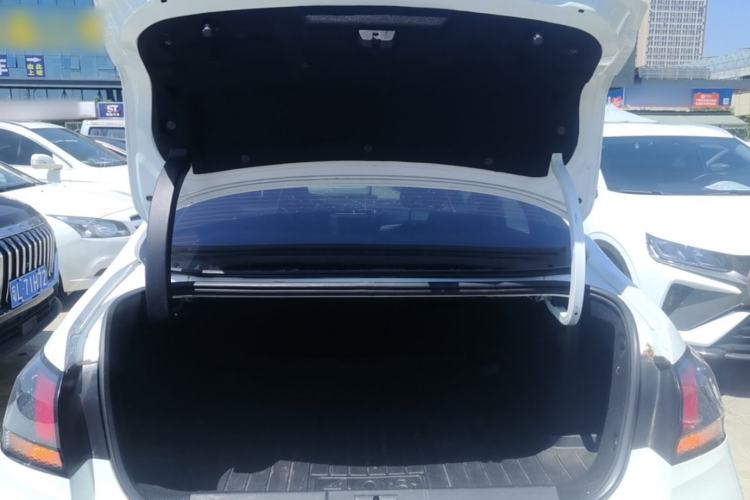 Used Peugeot 408 2019 360THP Automatic Luxury Edition China VI Standard Trunk