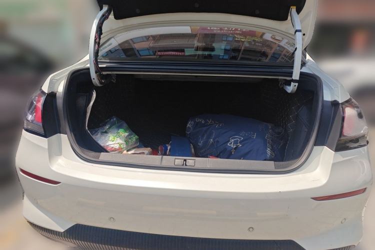Used Peugeot 408 2019 360THP Automatic Luxury Edition China VI Standard Trunk