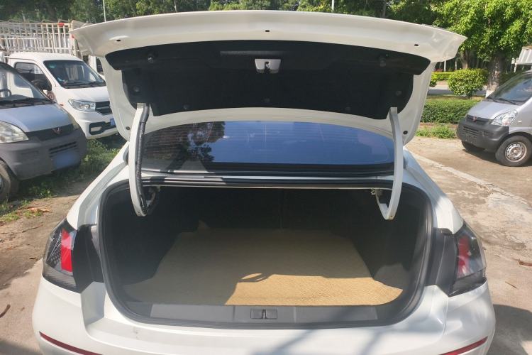 Used Peugeot 408 2019 360THP Automatic Luxury Edition China VI Standard Trunk