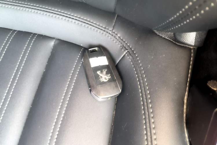 Used Peugeot 408 2019 350THP Automatic Luxury Edition China V Standard Vehicle Key