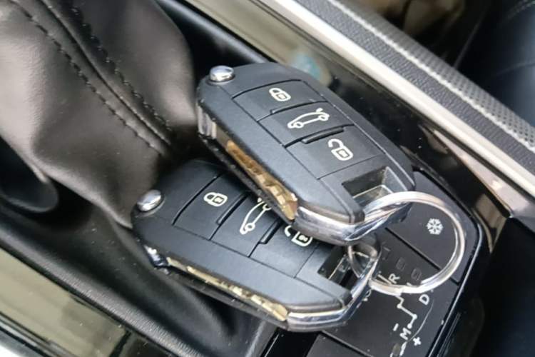 Used Peugeot 408 2019 350THP Automatic Luxury Edition China V Standard Vehicle Key