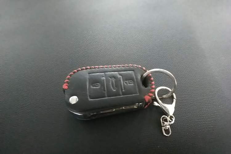 Used Peugeot 408 2019 360THP Automatic Luxury Edition China VI Standard Vehicle Key
