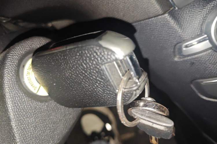 Used Peugeot 408 2019 360THP Automatic Luxury Edition China VI Standard Vehicle Key