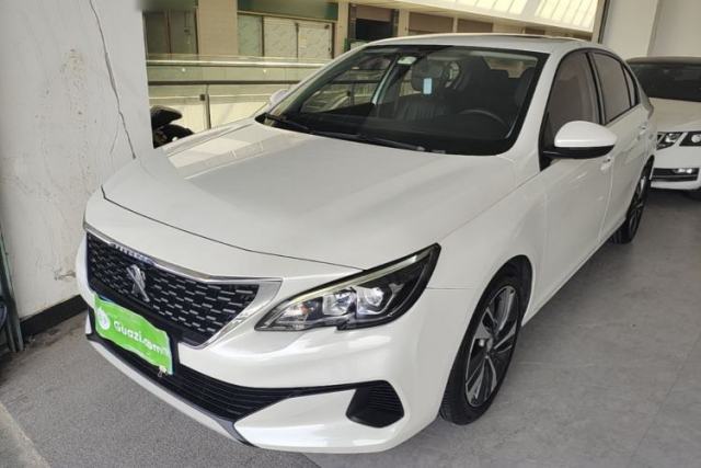 Ojetý Peugeot 408 2019 360THP Automatic Luxury Edition China VI Standard