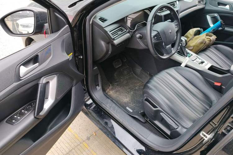 Used Peugeot 408 2020 360THP 10th Anniversary Edition Driver Seat