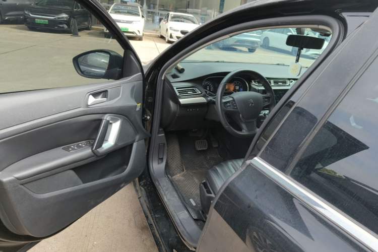 Used Peugeot 408 2020 360THP 10th Anniversary Edition Driver Seat