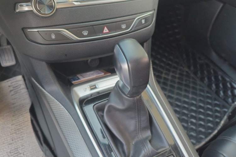 Used Peugeot 408 2020 360THP 10th Anniversary Edition Gear Lever