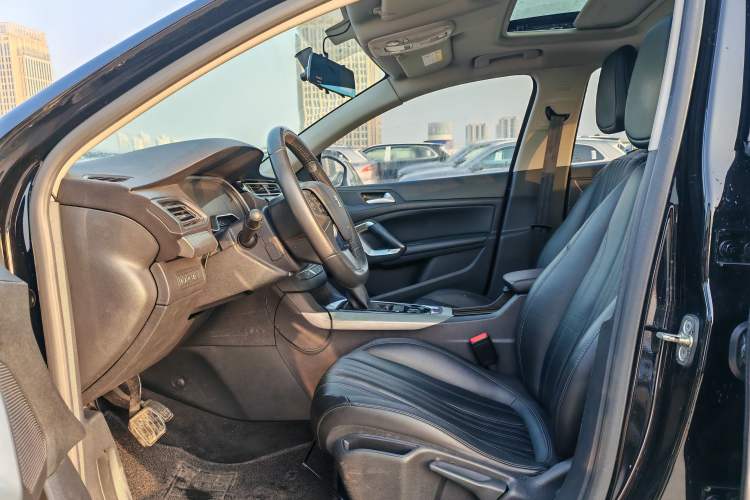 Used Peugeot 408 2020 360THP 10th Anniversary Edition Interior 3