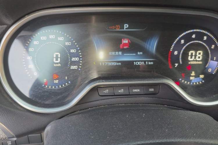 Used Peugeot 408 2020 360THP 10th Anniversary Edition Odometer Close Up