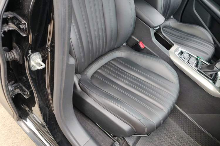 Used Peugeot 408 2020 360THP 10th Anniversary Edition Right Front Seat