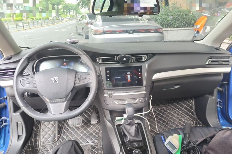 Used Peugeot 408 2020 360THP 10th Anniversary Edition Center Console