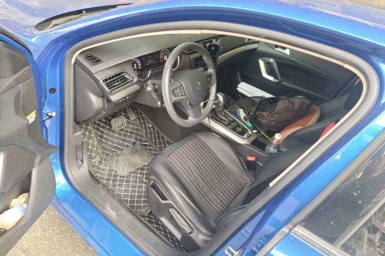 Used Peugeot 408 2020 360THP 10th Anniversary Edition Driver Seat