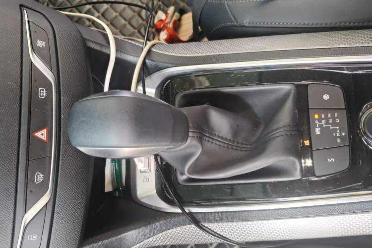 Used Peugeot 408 2020 360THP 10th Anniversary Edition Gear Lever