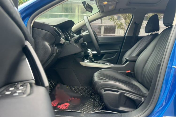 Used Peugeot 408 2020 360THP 10th Anniversary Premium Edition Interior 2