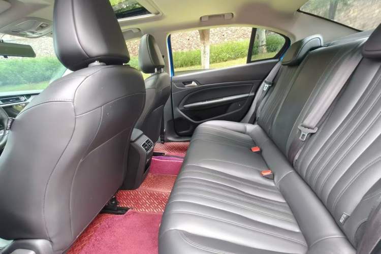 Used Peugeot 408 2020 360THP 10th Anniversary Premium Edition Interior 3