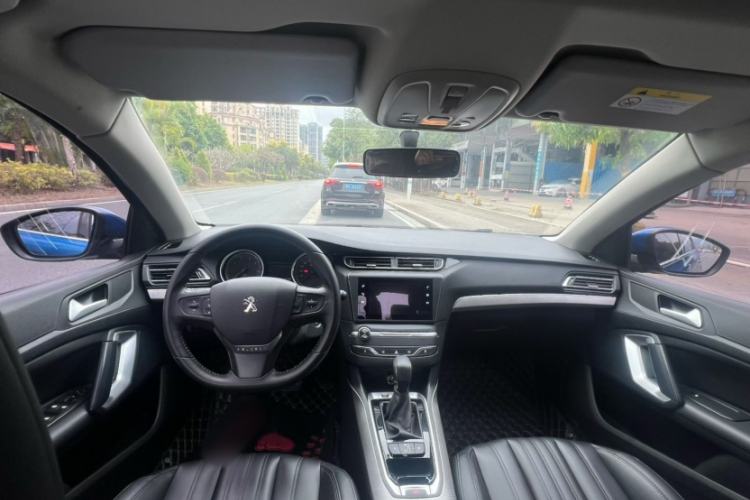 Used Peugeot 408 2020 360THP 10th Anniversary Premium Edition Interior 4