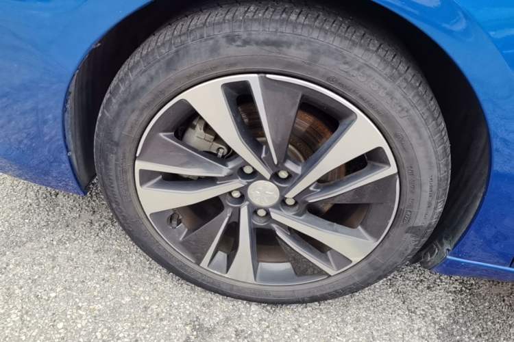 Used Peugeot 408 2020 360THP 10th Anniversary Edition Left Front Wheel Hub
