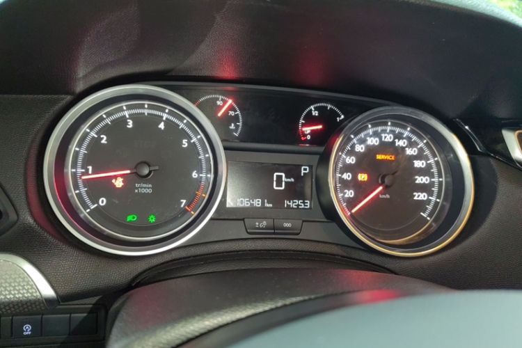 Used Peugeot 408 2020 360THP 10th Anniversary Premium Edition Odometer Close Up