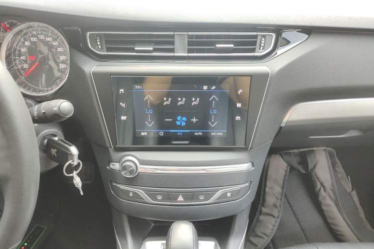 Used Peugeot 408 2020 360THP 10th Anniversary Premium Edition Audio And AC Panel
