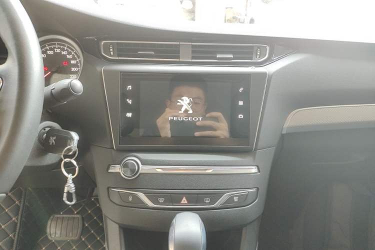 Used Peugeot 408 2020 360THP 10th Anniversary Premium Edition Audio And AC Panel