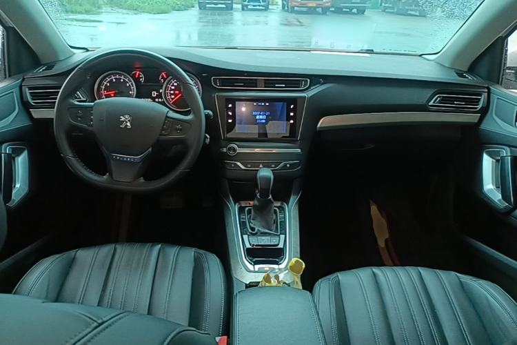 Used Peugeot 408 2020 360THP 10th Anniversary Premium Edition Center Console