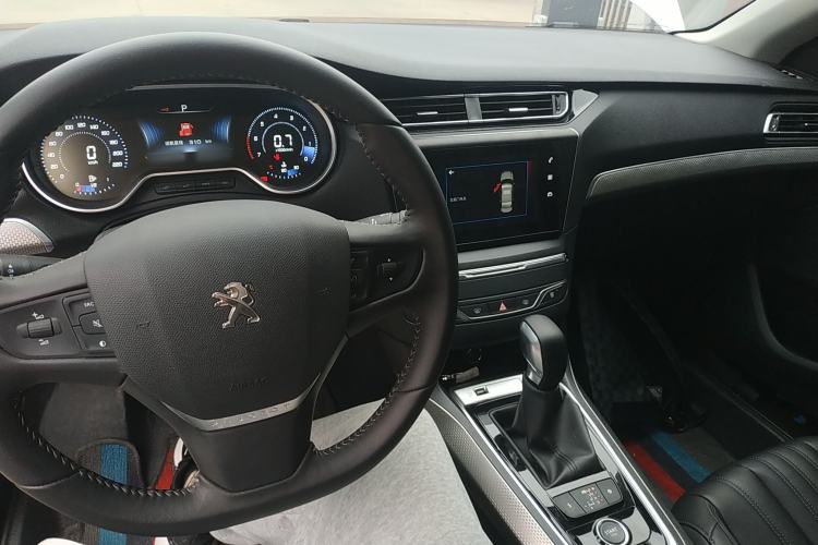 Used Peugeot 408 2020 360THP 10th Anniversary Edition Center Console