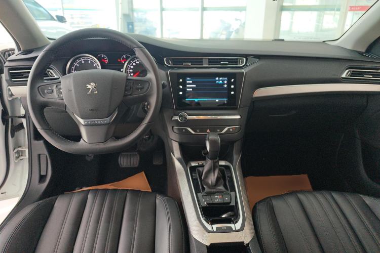 Used Peugeot 408 2020 360THP 10th Anniversary Premium Edition Center Console