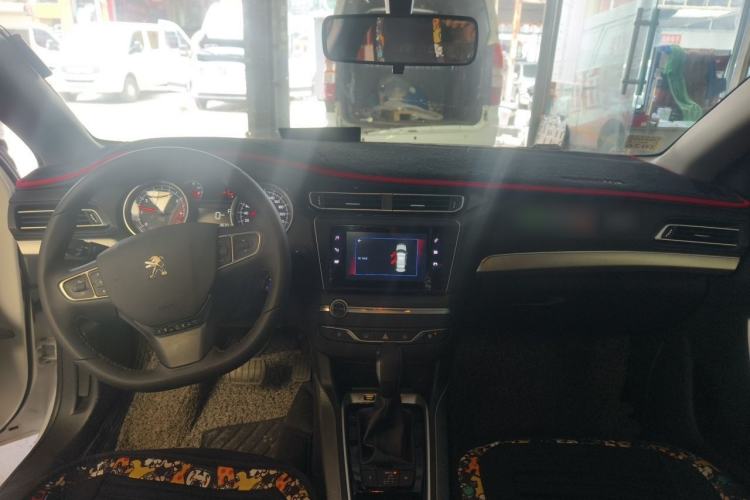 Used Peugeot 408 2020 360THP 10th Anniversary Premium Edition Center Console