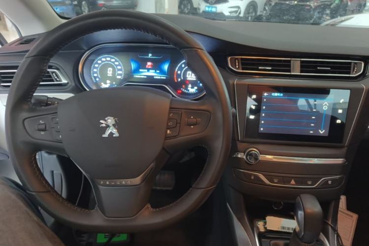 Used Peugeot 408 2020 360THP 10th Anniversary Edition Center Console