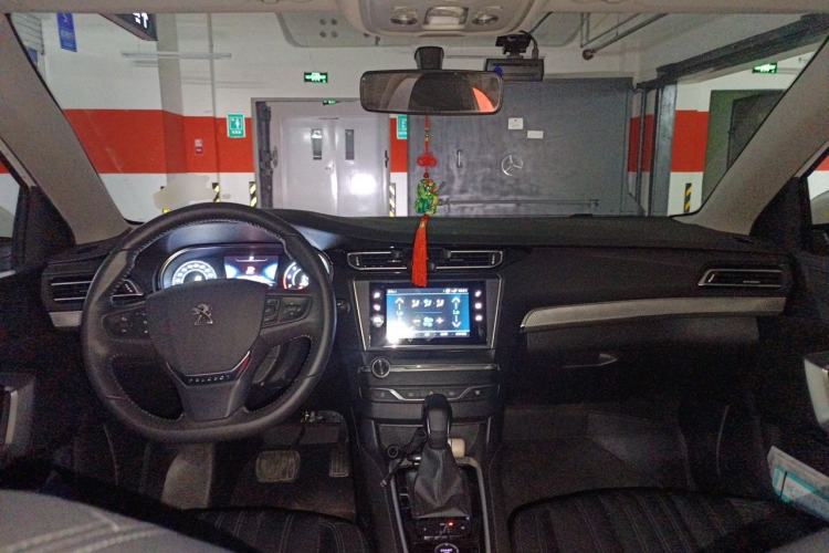 Used Peugeot 408 2020 360THP 10th Anniversary Premium Edition Center Console