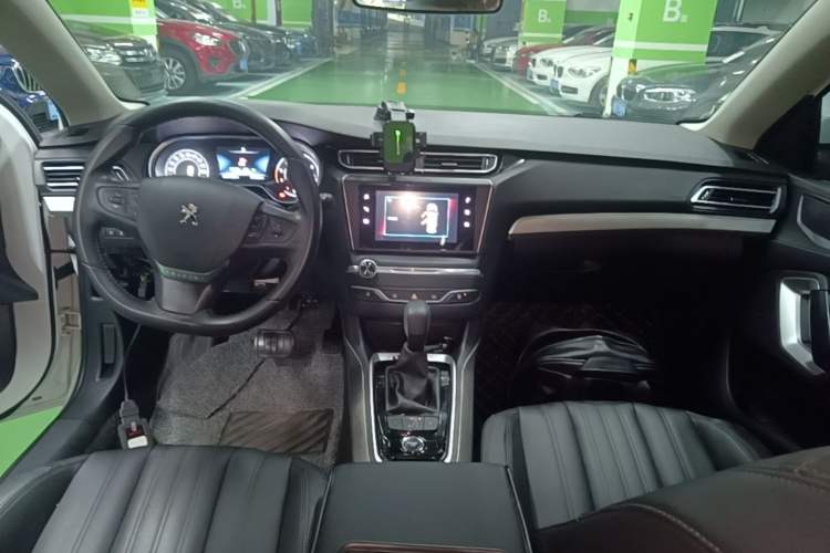 Used Peugeot 408 2020 360THP 10th Anniversary Edition Center Console