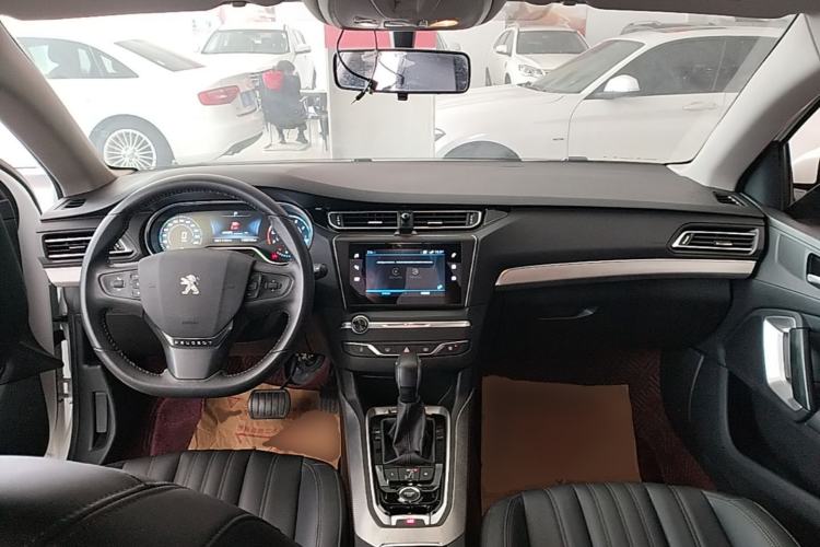 Used Peugeot 408 2020 360THP 10th Anniversary Edition Center Console