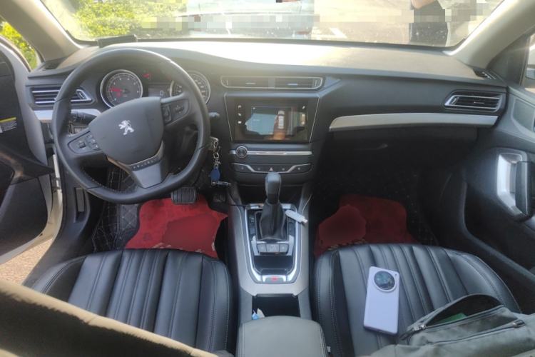 Used Peugeot 408 2020 360THP 10th Anniversary Premium Edition Center Console