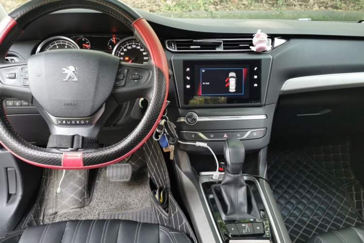 Used Peugeot 408 2020 360THP 10th Anniversary Premium Edition Center Console