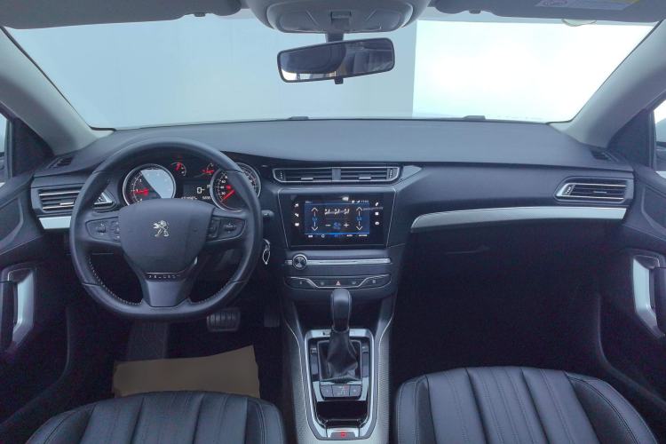 Used Peugeot 408 2020 360THP 10th Anniversary Premium Edition Center Console