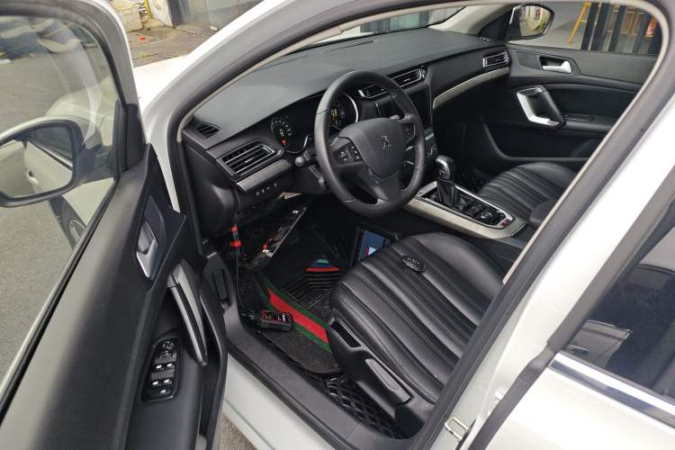 Used Peugeot 408 2020 360THP 10th Anniversary Edition Driver Seat