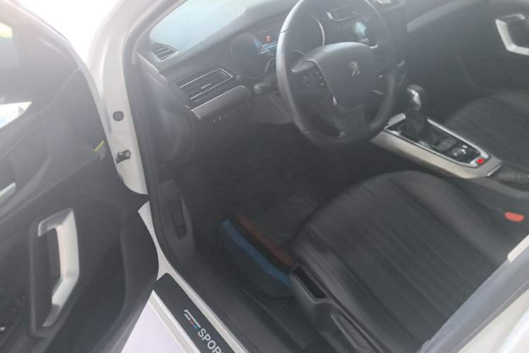 Used Peugeot 408 2020 360THP 10th Anniversary Edition Driver Seat