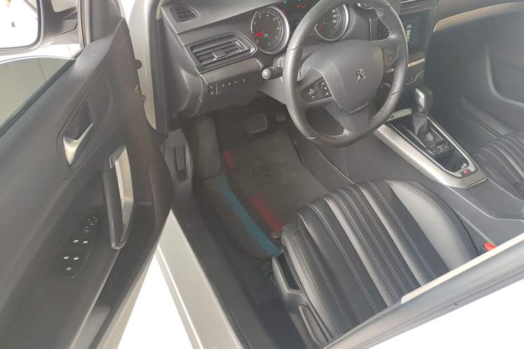 Used Peugeot 408 2020 360THP 10th Anniversary Premium Edition Driver Seat
